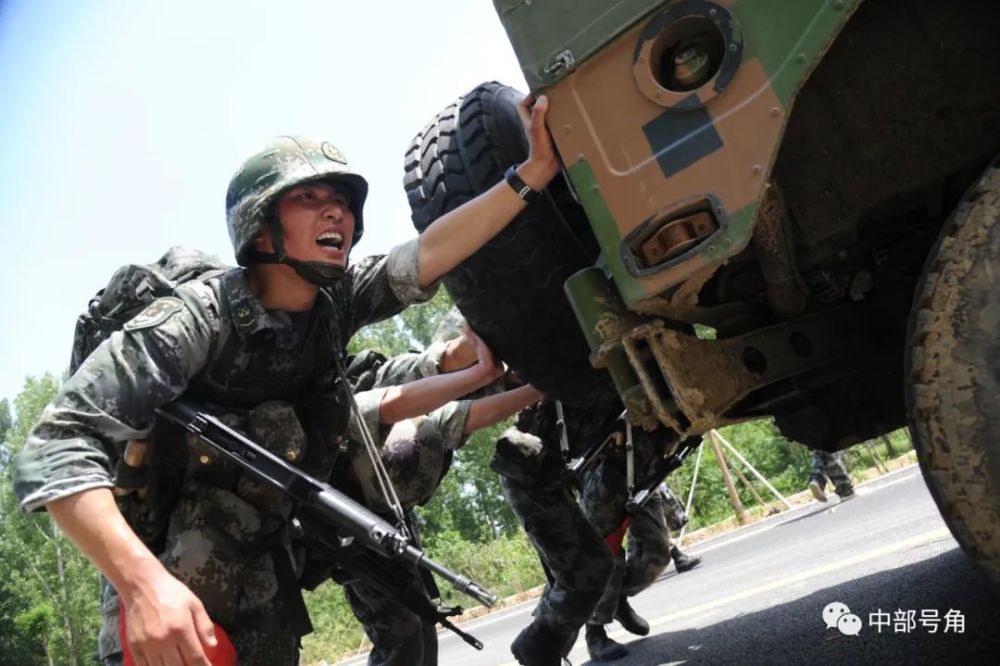  马赛青年军异军突起 00后阵容掀翻老牌劲旅  