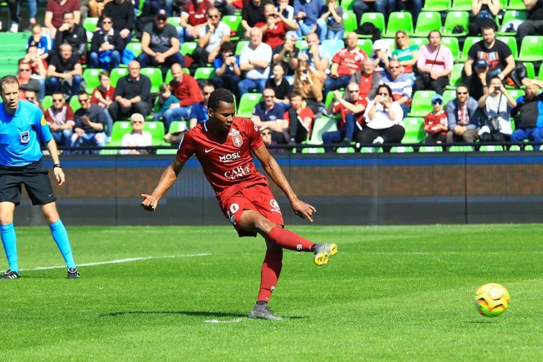  梅斯保级关键战发力，主场力挫中游球队